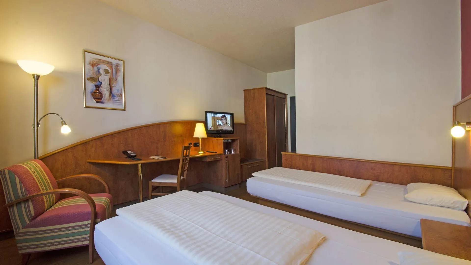 Star Inn Hotel Muenchen Nord, by Comfort Unterschleißheim 3*,